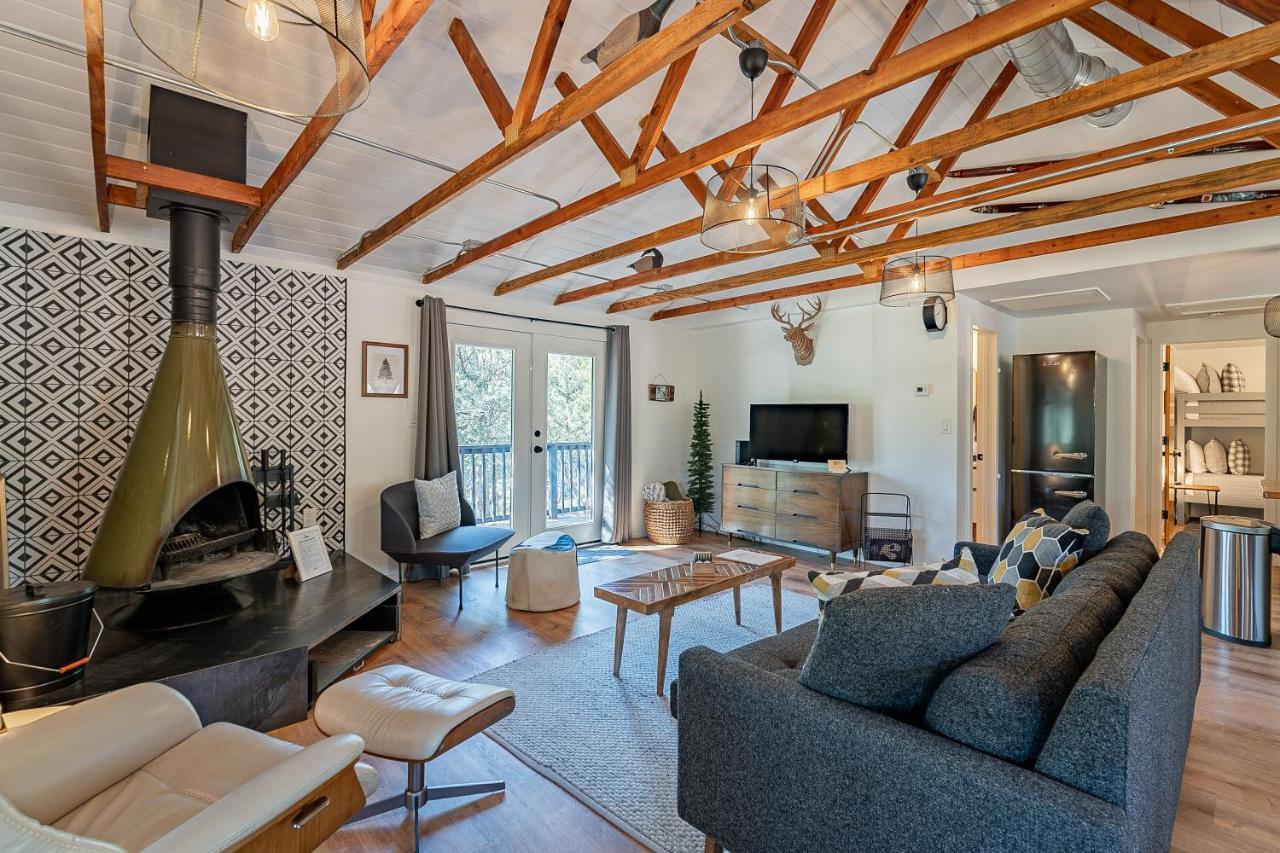 The Pine House - Cozy Mid-Century Modern, Pet-Friendly Villa Bagian luar foto