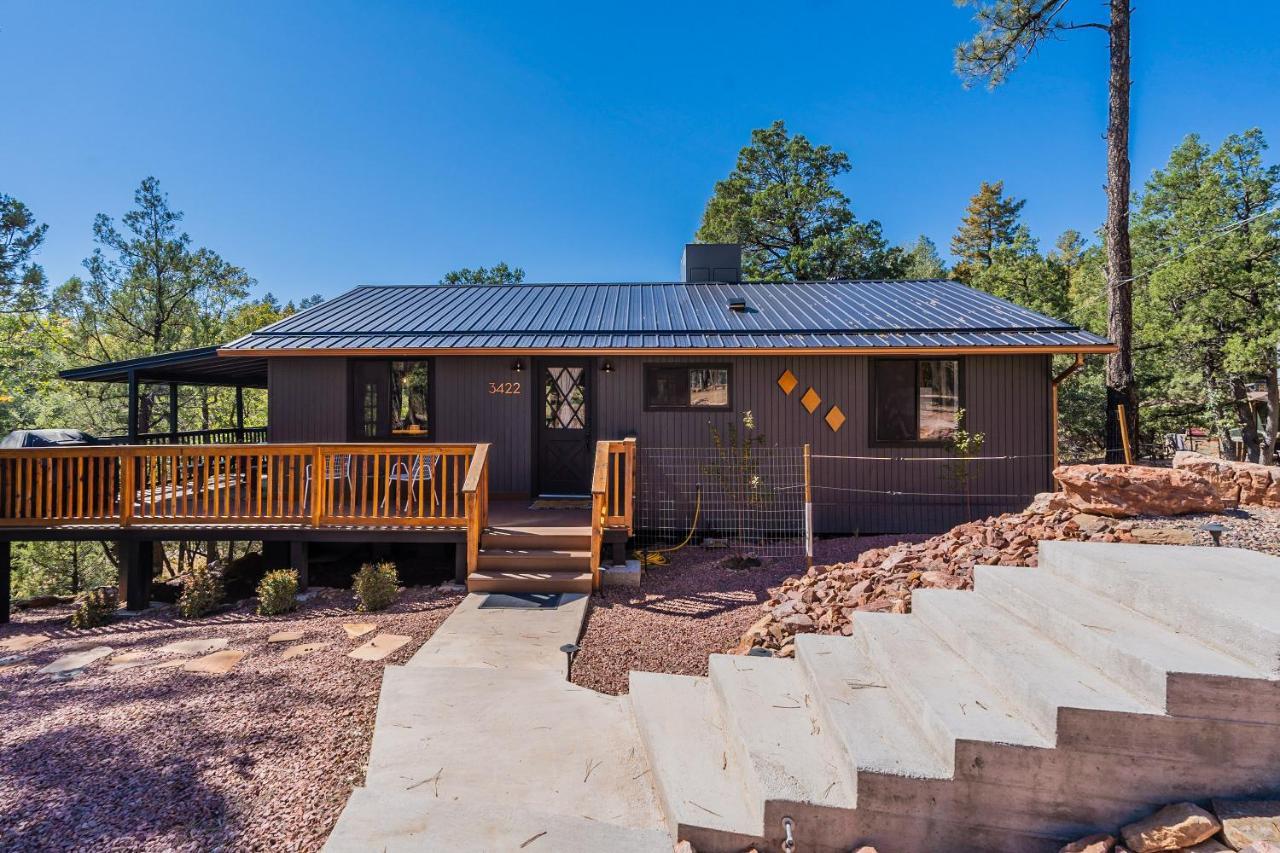 The Pine House - Cozy Mid-Century Modern, Pet-Friendly Villa Bagian luar foto