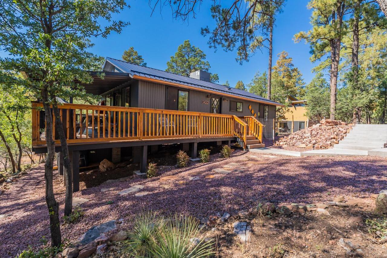 The Pine House - Cozy Mid-Century Modern, Pet-Friendly Villa Bagian luar foto